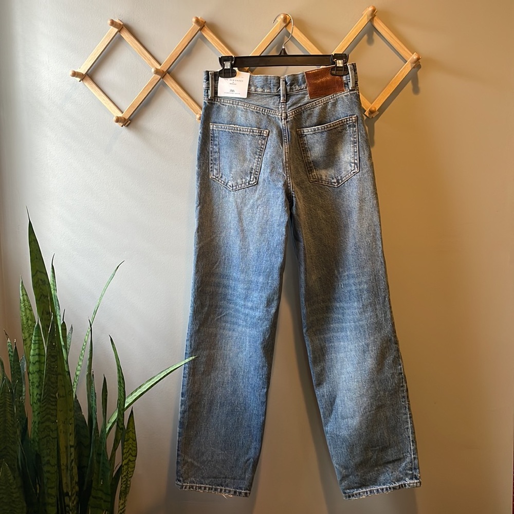 Zara The New Daddy Straight Leg Mid Rise Jeans in Devon Blue - Picture 8 of 11